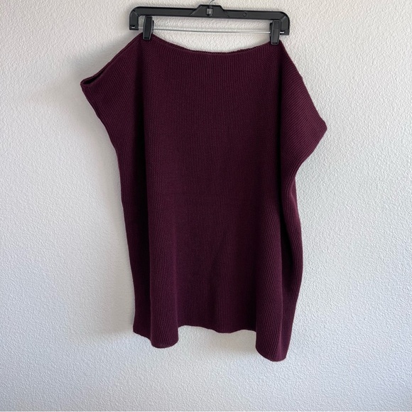 H&M Women’s Knit Burgundy Infinity Scarf - Picture 1 of 5